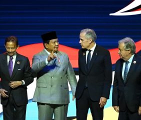 Perkuat Solidaritas Kawasan, Presiden Prabowo Hadiri KTT-47 ASEAN Kuala Lumpur