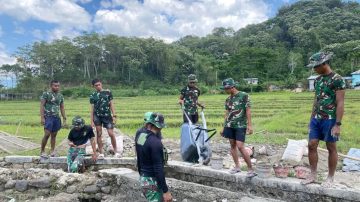 Tingkatkan Produktivitas Pertanian, Satgas TMMD Kodim 1625 Ngada Bangun Saluran Irigasi