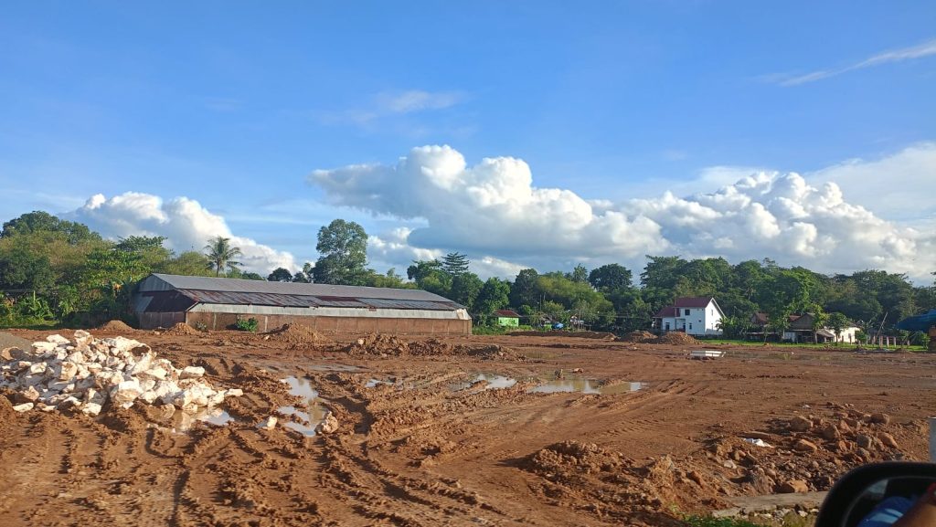 Pemkab Maros Tidur, Aliansi Zona Merah Minta APH Telusuri Asal Tanah Timbunan Proyek Siluman di Maminasata