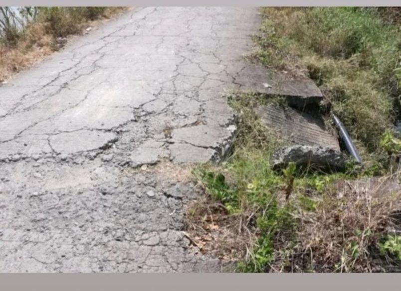 Jalan di Desa Majannang Maros Baru Rusak Parah, DPRD Belum Peka Terhadap Infrastruktur Desa, Warga Tunggu Mukjizat