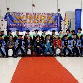 Stiper Flores Bajawa Kembali Cetak Sarjana, 9 Wisudawan Ikut Online dari Israel