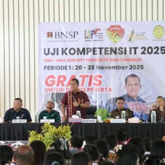 Gubernur NTT Melki Laka Lena Buka Uji Kompetensi IT Gratis Pelajar SMA SMK Kota Kupang