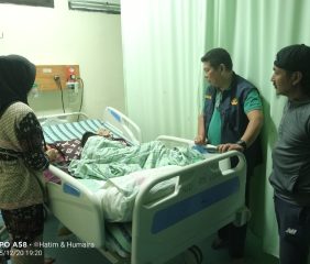 Sambangi Korban Petasan, Camat Maros Baru Himbau Orang Tua Untuk Awasi Anaknya