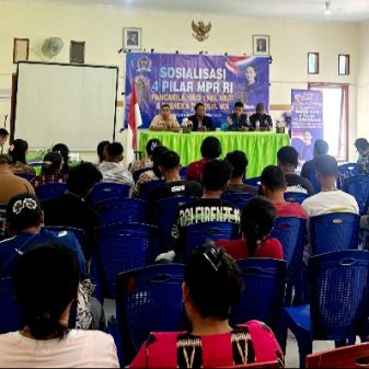 DPR RI Julie Laiskodat Sosialisasi 4 Pilar Kebangsaan di Aimere Ngada