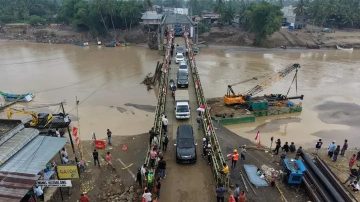 Jembatan Bailey Kutablang Jalur Nasional Medan-Banda Aceh Kembali Normal