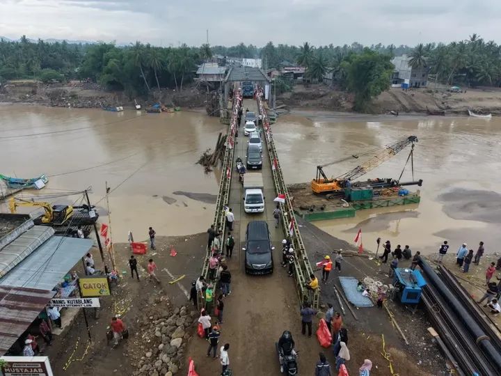 Jembatan Bailey Kutablang Jalur Nasional Medan-Banda Aceh Kembali Normal
