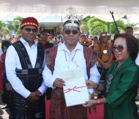 HUT-67 NTT : Gubernur Melki Laka Lena Tegaskan Persatuan dan Percepatan Pembangunan