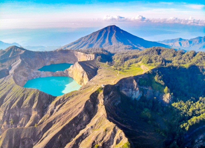 Salah Satu Dinding Tebing Danau Kelimutu Ende Longsor