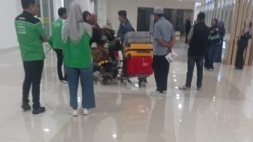 Diduga Transportasi Online di Bandara Sultan Hasanuddin Dapat Perlakuan Khusus