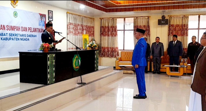 Lantik Yohanes Ghae Sebagai Pj Sekda, Bupati Ngada Ingatkan Percepatan Reformasi Birokrasi