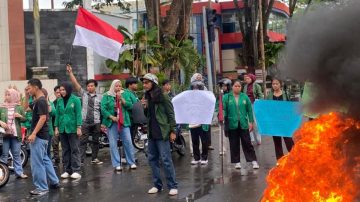 Aksi Aliansi BEM Desak DPRD Pinrang Surati BGN Copot Korwil SPPG