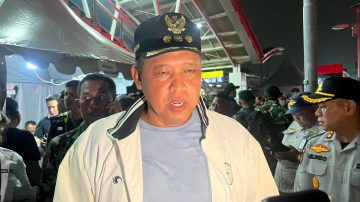 Cek Lokasi Tabrakan Kereta Api, Wali Kota Bekasi Fokus pada Penanganan Korban