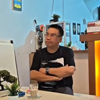 Dari ASN Maros ke Panggung Musik, Saharuddin Lella Resmi Luncurkan Lagu “Tappu Bannang Pangngainta”