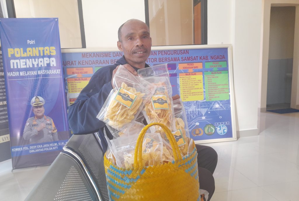 Pengusaha Kecil, Keripik Kita di Soa Ngada Keluhkan Minim Modal Usaha