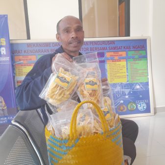 Pengusaha Kecil, Keripik Kita di Soa Ngada Keluhkan Minim Modal Usaha