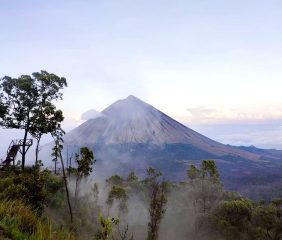 Rangkaian Kunjungan Wisata Awali Kegiatan Temu Usaha Jilid II Pemda Ngada