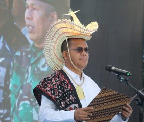 Hardiknas 2026, Gubernut NTT Luncurkan Pergub Gerakan Jam Belajar 