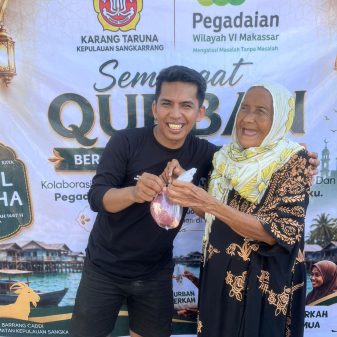 Pegadaian Hadir untuk Negeri, Salurkan Bantuan Qurban di Kepulauan Sangkarrang