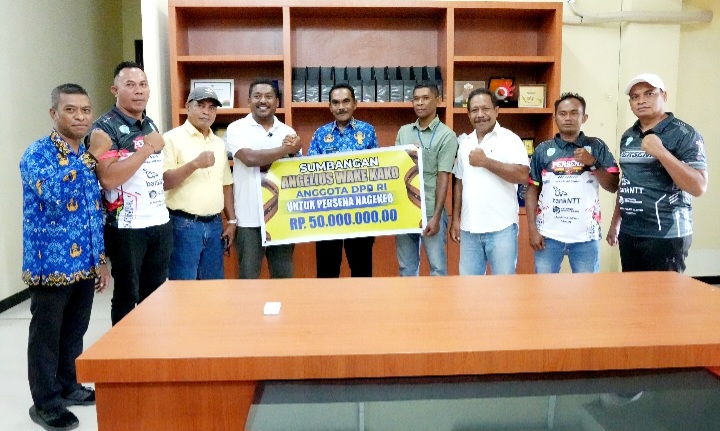 NTT : Dukung Persena ke Liga 4 Nasional, Angelo Wake Kako Bantu 50 Juta