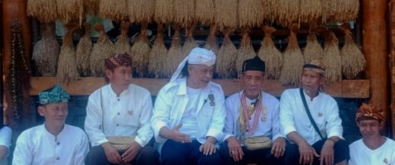 Abah Anton Kunjungi Kampung Adat Kuta: Warga Harapkan Solusi Air Bersih dan Penguatan Lembaga Adat