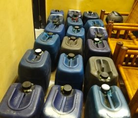BBM Langka, Polres Ngada Sikat Penimbun 670 Liter Pertalite Subsidi