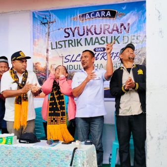 Wabup Berni Dhey : Pemda Ngada Terus Dorong Pemerataan Listrik Pedesaan