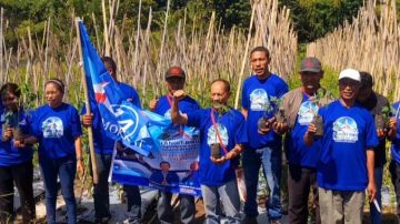 Peringati HUT ke-25 Demokrat, Bene Lagho Komandoi Gerakan Langit Biru di Kabupaten Ngada