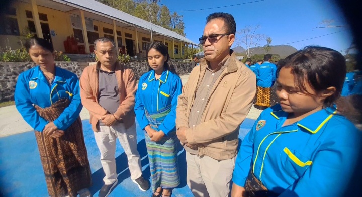 KKNT Gentaskin: Mahasiswa STIPER Flores Bajawa Bawa Misi Kemanusiaan di Pelosok NTT