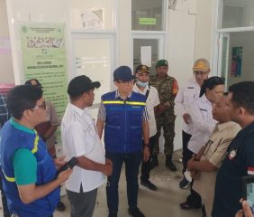 Menkes Tinjau Dampak Gempa di Ngada, Relawan Medis Mulai Diturunkan