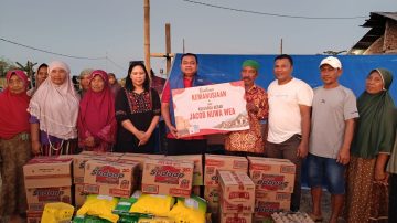 Lestari Jejak Sosial Jacob Nuwa Wea, Keluarga Bantu Korban Gempa Nagekeo