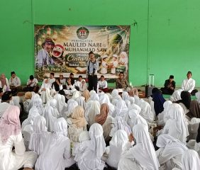 Penuh Tawa dan Pesan Moral, Intip Kemeriahan Maulid Nabi Muhammad SAW di SDN Pabean 2 Sedati