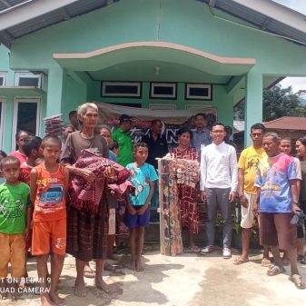 Gandeng Lion Group, PKB Ende Salurkan Bantuan Logistik untuk Korban Gempa Wolotolo Tengah