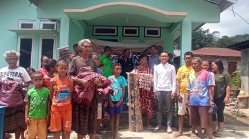 Gandeng Lion Group, PKB Ende Salurkan Bantuan Logistik untuk Korban Gempa Wolotolo Tengah