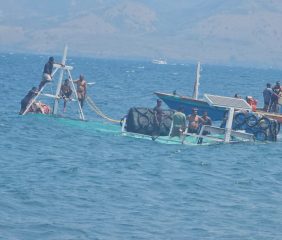 Kapal Motor Bersaudara Tenggelam di Perairan Aimere Ngada