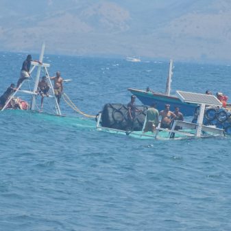 Kapal Motor Bersaudara Tenggelam di Perairan Aimere Ngada