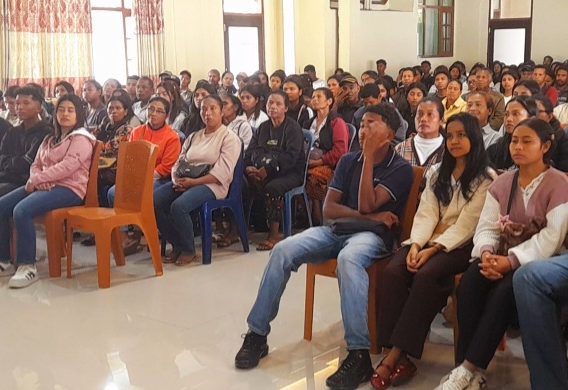 Ngada Kirim Ratusan Mahasiswa Beasiswa ke Berbagai Perguruan Tinggi