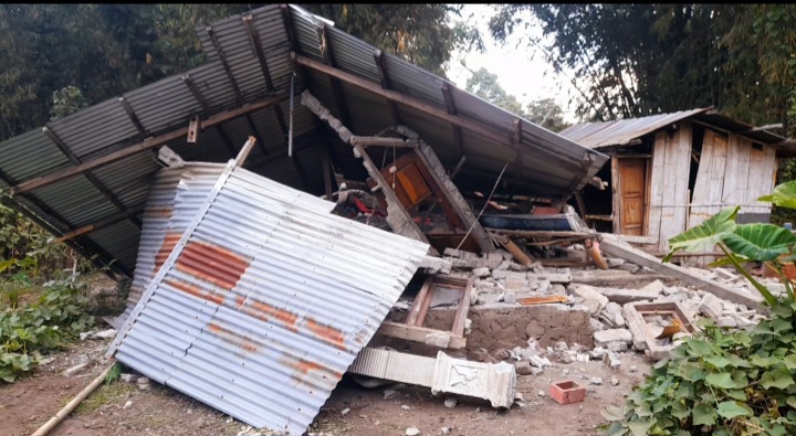 Data Sementara 1.796 Rumah Warga Ngada Rusak, Penanganan Darurat Dimulai