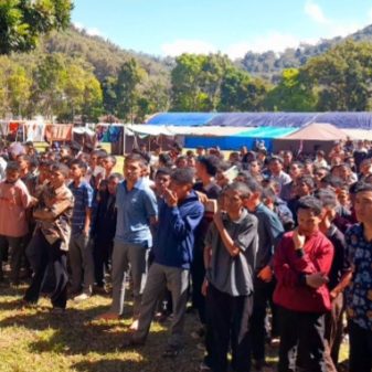 Pasca-Gempa Flores, Ratusan Siswa Seminari Mataloko Bertahan di Tenda Darurat