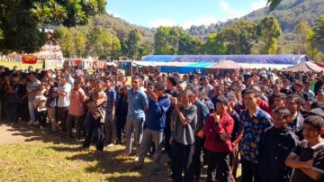 Pasca-Gempa Flores, Ratusan Siswa Seminari Mataloko Bertahan di Tenda Darurat