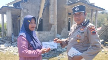 Gempa Flores: Bintara Polri Angkatan 17 Salurkan Bantuan untuk Warga Riung