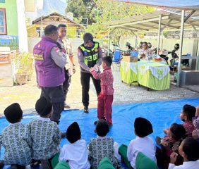Polres Ende Berikan Layanan Trauma Healing bagi 350 Siswa MIS Fatimiyah