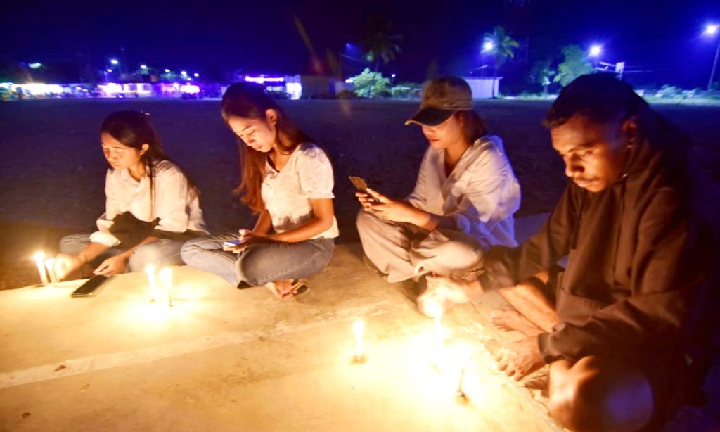 Gandeng Musisi NTT, Lomblen United Gelar Konser Amal dan Doa Bersama untuk Korban Gempa Flores