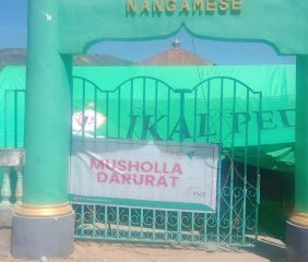 IKAL Lemhannas Serahkan Satu Unit Tenda Permanen untuk Masjid Al Ikhsan Nangamese
