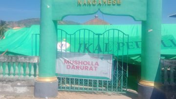 IKAL Lemhannas Serahkan Satu Unit Tenda Permanen untuk Masjid Al Ikhsan Nangamese