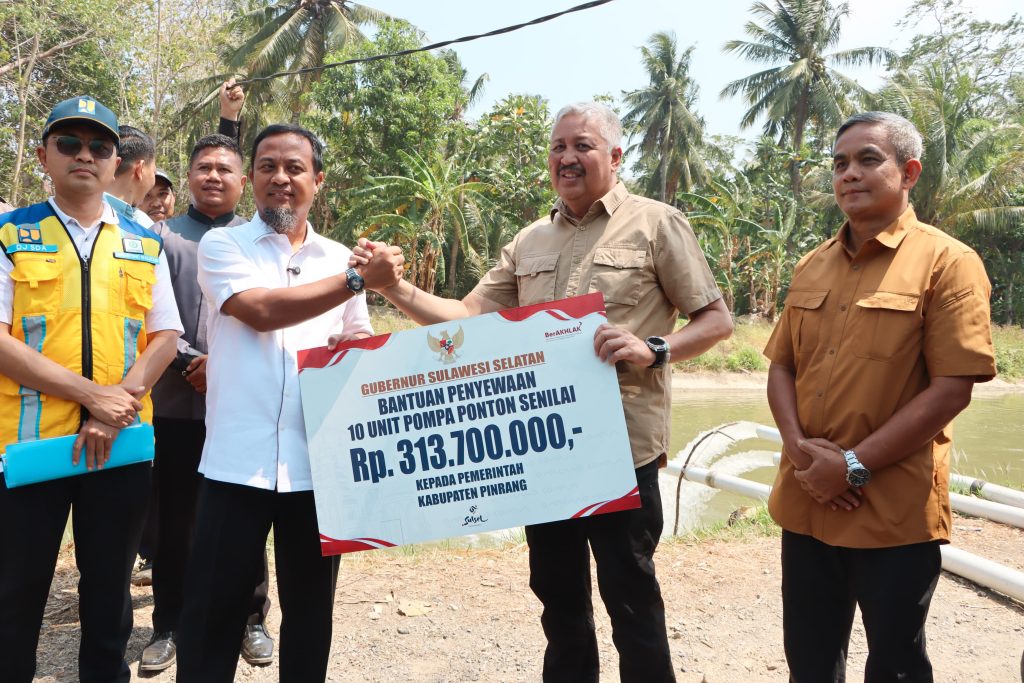 Debit Air Turun, Gubernur Sulsel Bantu Pompanisasi untuk Pertanian Pinrang