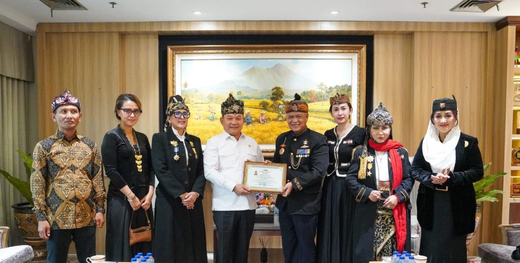 Kunjungi KSP, Ketum Masda Jabar Abah Anton Charliyan Dorong Reformasi Budaya secara Sistematis