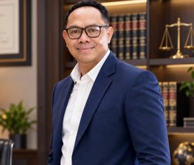 Praktisi Hukum Gregorius Upi : Etika Bermedia Sosial, Jaga Kehormatan Keluarga di Balik Tombol Posting