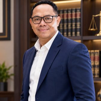 Praktisi Hukum Gregorius Upi : Etika Bermedia Sosial, Jaga Kehormatan Keluarga di Balik Tombol Posting