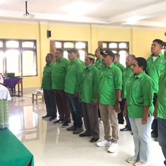 Pimpin Pengukuhan DPC PKB Ngada, Dipo Nusantara Minta Kader Jaga Keseimbangan