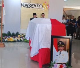 Air Mata Pemimpin dan Rakyat Nagekeo Melepas Kepergian Wakil Bupati Gonzalo Gratianus